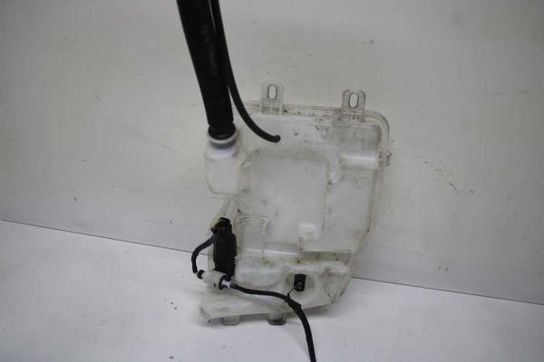 RESERVOIR LAVE GLACE BMW X1 F48 2015+ - Vue 2